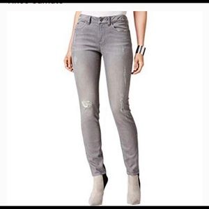 Two by Vince Camuto Gray distressed skinny jeans